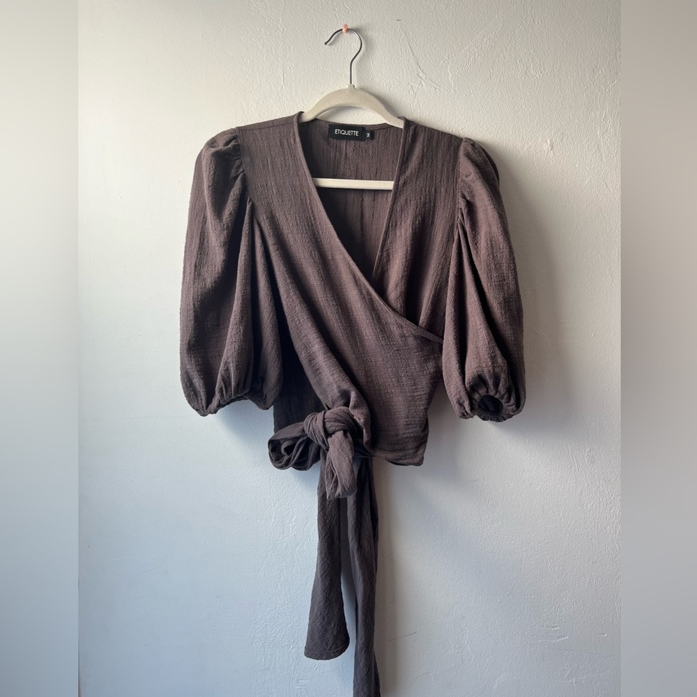 Etiquette wrap top size M